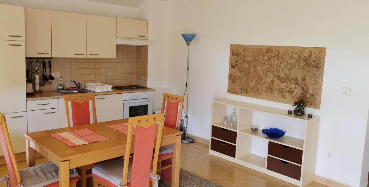 Apartment Cota Vinkuran Esterno foto
