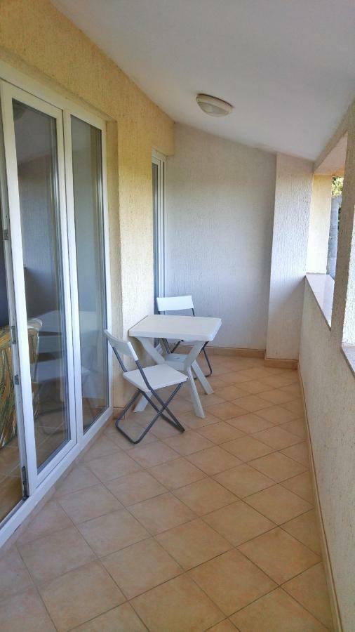 Apartment Cota Vinkuran Esterno foto